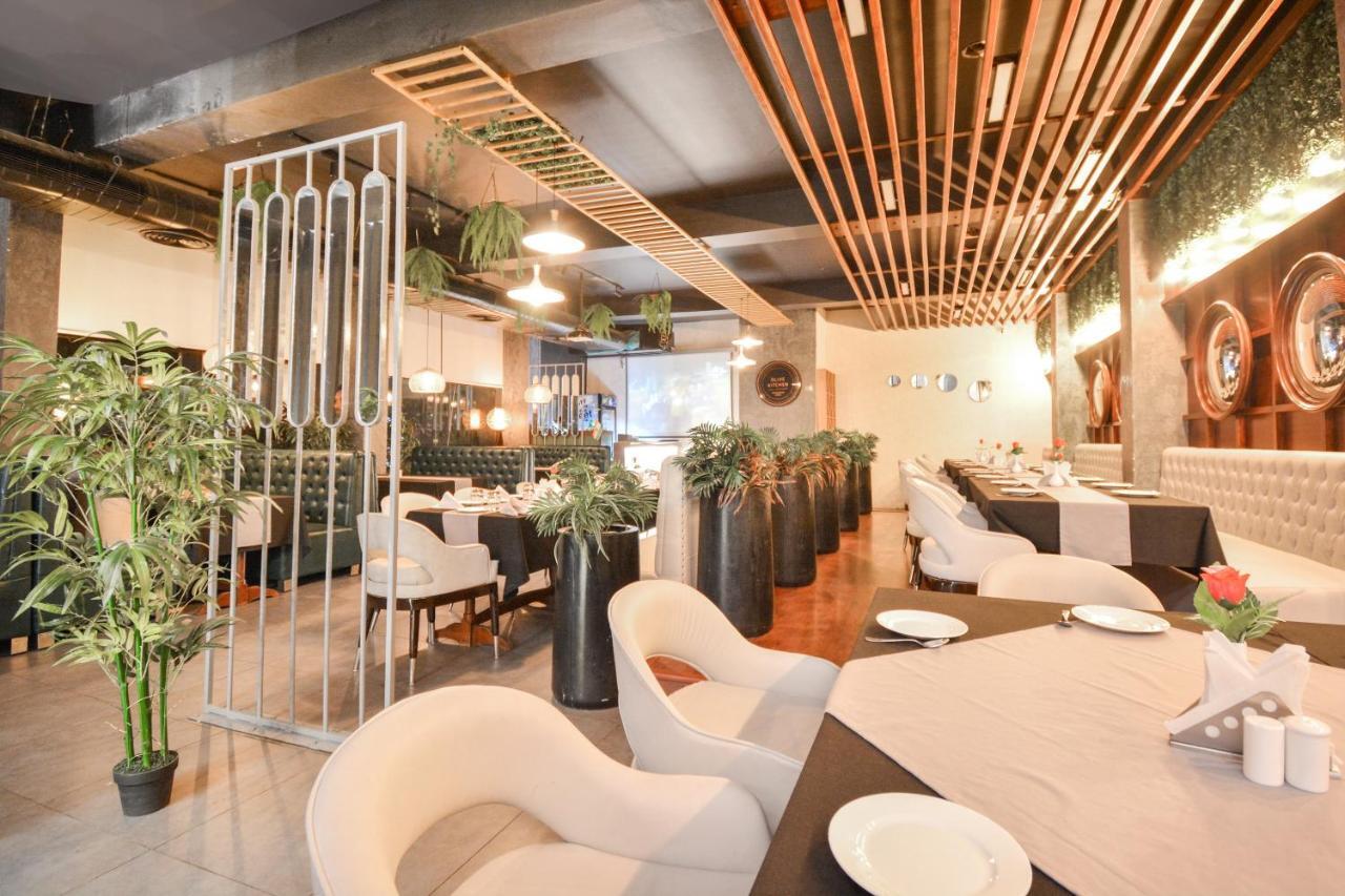 Oyo 46616 Hotel Abhinandan Jind Zewnętrze zdjęcie